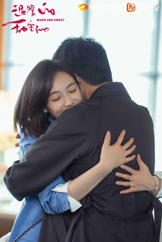 漂亮鹦鹉救援
