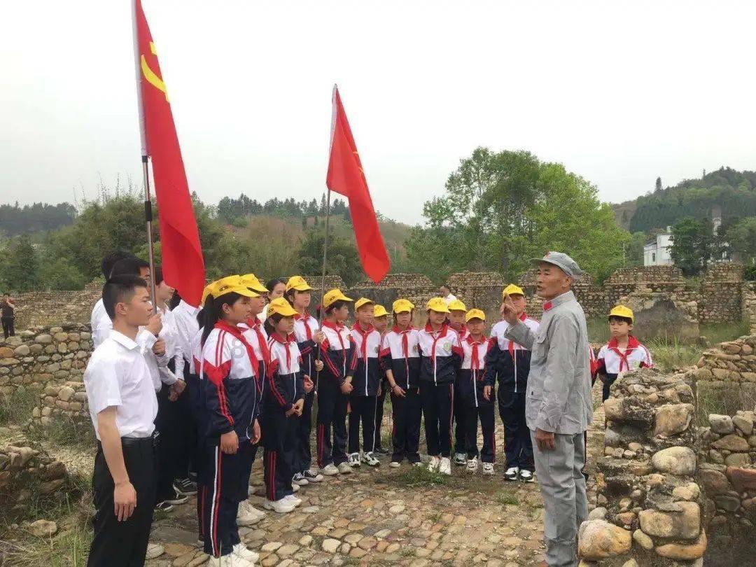 探秘重型半挂牵引车属于多用途货车吗,发现更多乐趣!