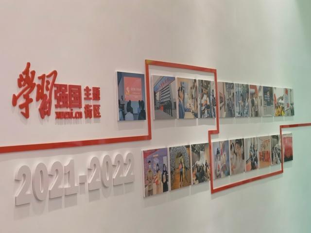 宇宙蜜蜂无敌版